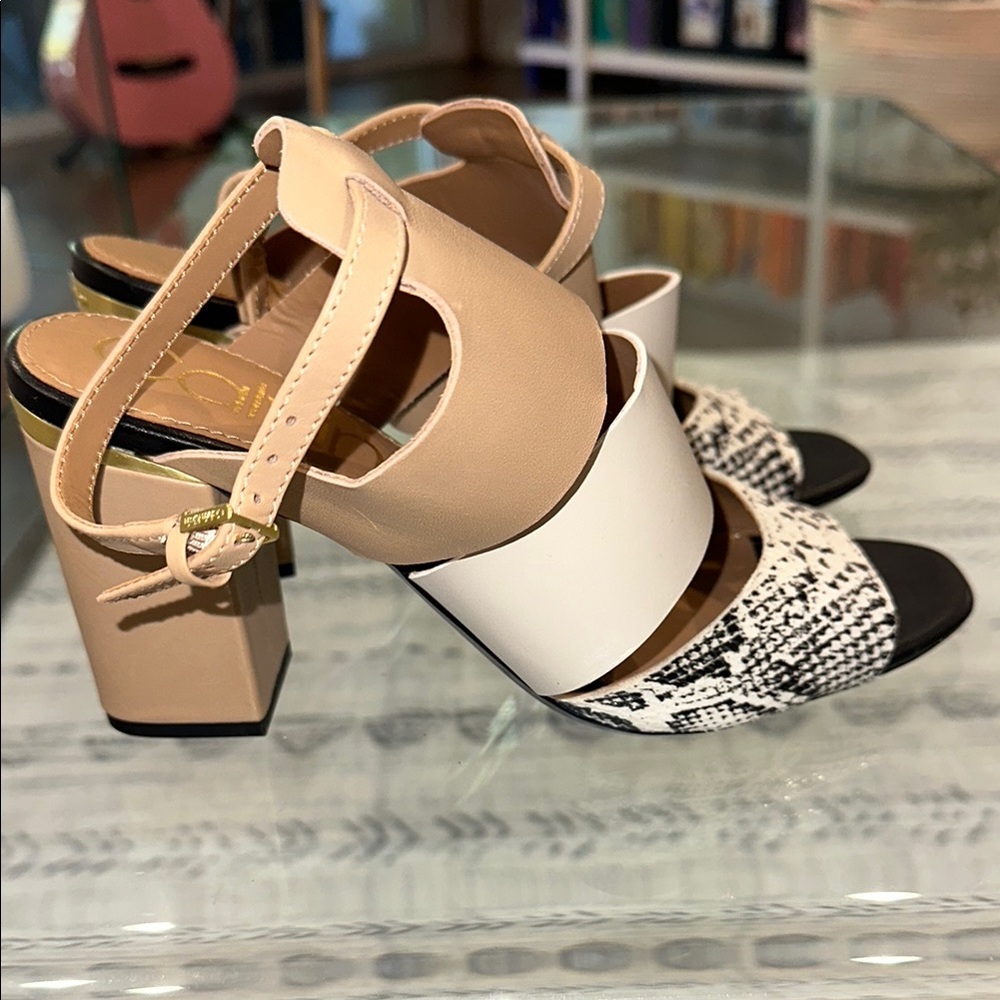 Calvin Klein‎ Women's Block Heel Sandals 8 - Picture 2 of 6